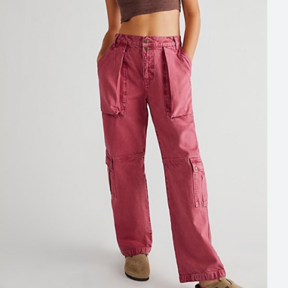 Women's Pink Cargo Pants
